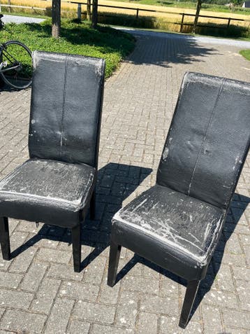 4 zwarte eetkamerstoelen – opknapper / project