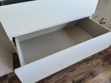 Witte ladekast met 4 lades