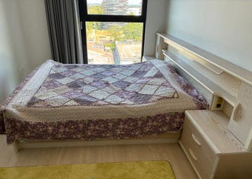 Tweepersoonsbedset, kledingkast en ladekast