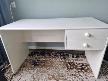 Gratis op te halen, wit bureau