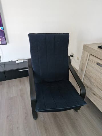 Gratis Comfortabele stoel met houten