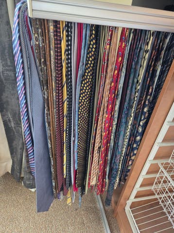 Gratis stropdassen in allerlei printjes en kleuren
