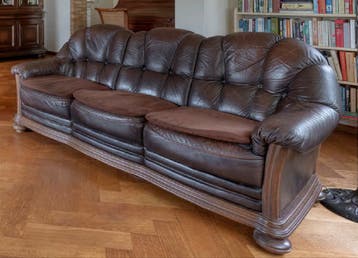 3 zits bank en stoel van leer voor overkapping/ mancave