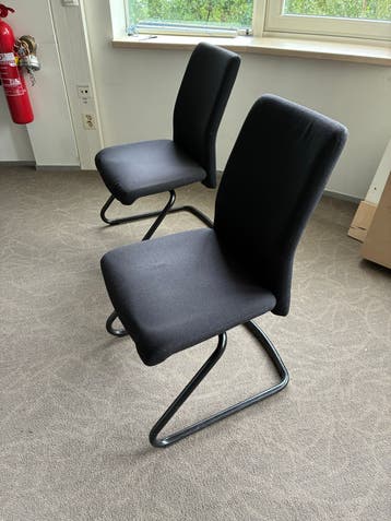 6 Zwarte Gebruikte Stoelen - Ideaal voor Kantoor of Kantine