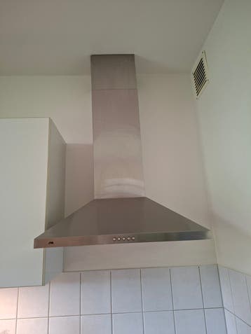 GRATIS Etna afzuigkap rvs met koolstof filters.