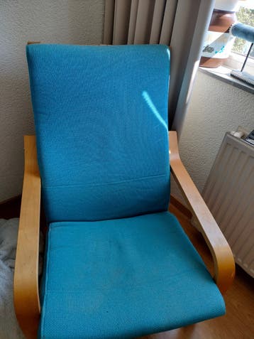 IKEA Poäng fauteuil met blauwe bekleding