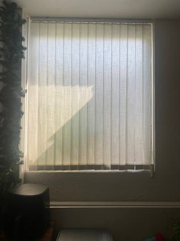 Lichtdoorlatende lamellen, crème/wit