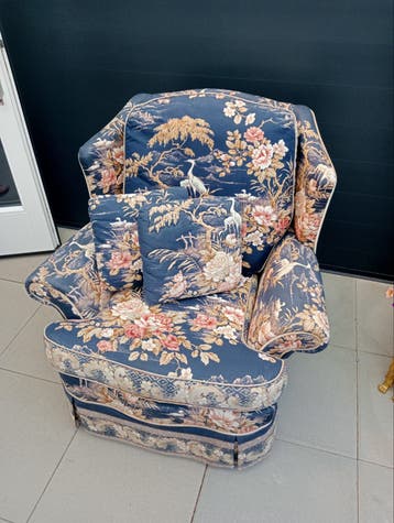 Gratis af te halen fauteuil met bloemenprint