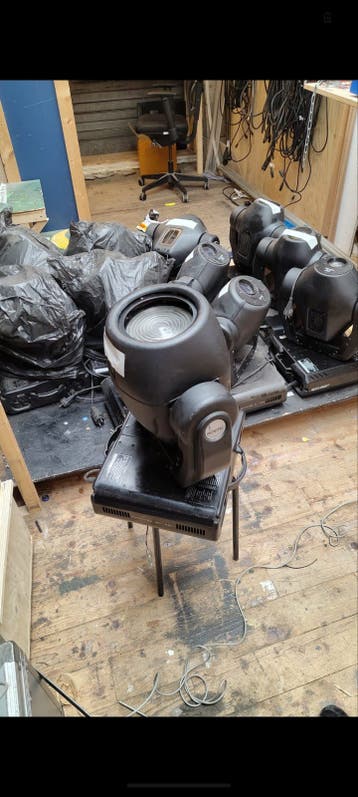 6x KAPOTTE moving Heads (voor onderdelen)