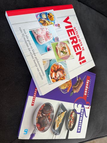 Twee recepten boeken van de AH