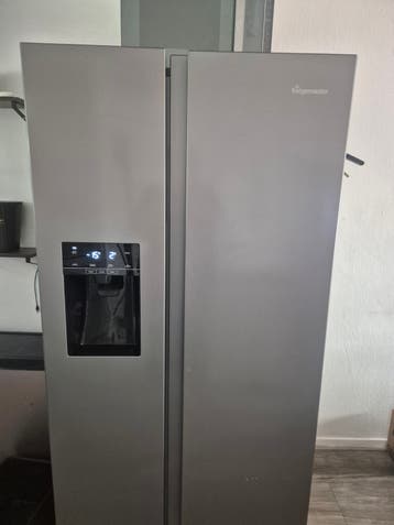 GRATIS !!!! Amerikaanse koelkast met water/ijsdispenser