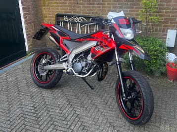 Gezocht derbi/aprilia prolink / usd voorvork