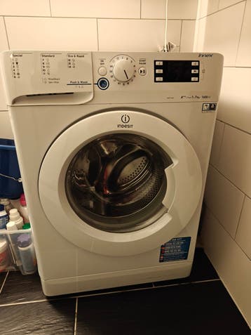 Wasmachine - gratis ophalen wel zelf tillen