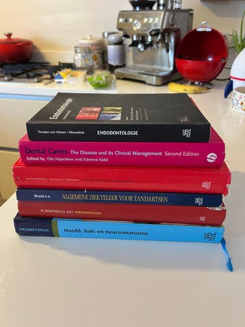 Tandheelkunde/mondhygiëne boeken - Gratis afhalen