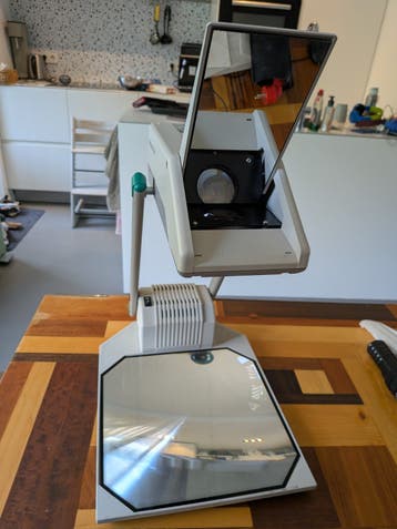 Durable Diplomat 250 P Overheadprojector - Defect