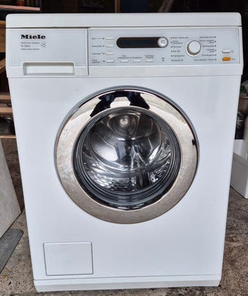 Miele W 5821 SoftCare System Wasmachine (DEFECT)