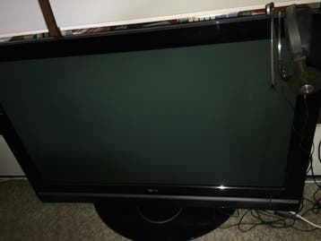 GRATIS Defecte LG Televisie 42PC51 - Afhalen in Eindhoven