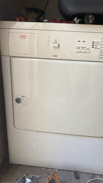 AEG Lavatherm 6 KG droger gratis af te halen