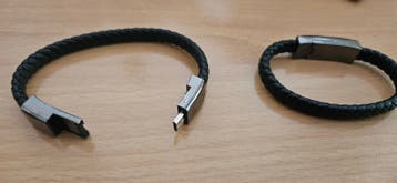 Bijna Gratis 3 stuks USB-A naar micro-USB 'armbandjes'