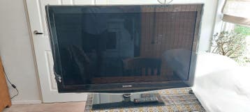 Televisie met afstandbediening.