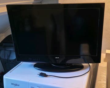 Gratis kleine Akai LCD TV (zonder afstandsbediening)