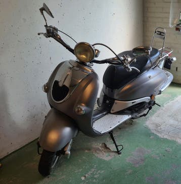 GRATIS OPHALEN Retro BROM scooter