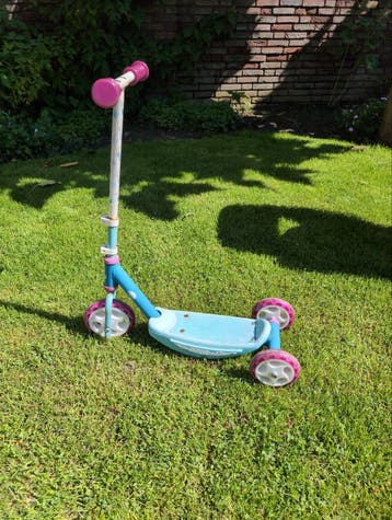 Leuke blauwe step voor kinderen