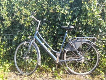 Fiets met lekke band - opknapper