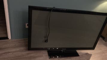 Defecte TV - Gratis af te halen voor onderdelen/reparatie
