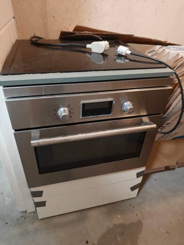 ovenblok met inductie kookplaat en 2 lades