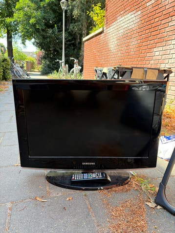 Kleine Samsung TV 26 inch (66cm)