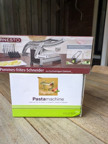 Friet- en Pastamachine Set - Nieuw in Doos