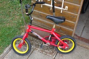 mini kinderfietsje , beetje opknappen