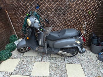 Kymco Agility 50cc Scooter - Grijs