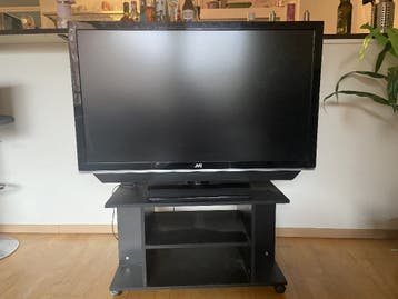 TV JVC + meubel