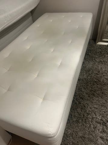 GRATIS Boxspring 180x200 in twee losse delen van 90x200