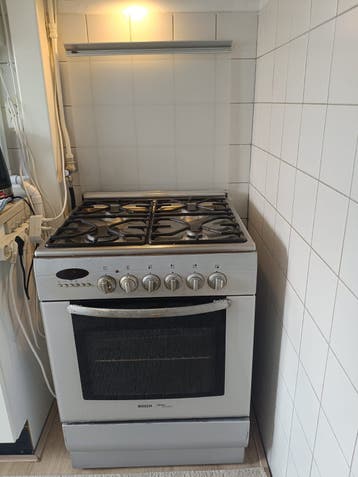 Gasfornuis in goede staat, gratis afhalen in Dordrecht