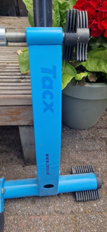 Tacx Fortius fietstrainer - Virtueel fietsen