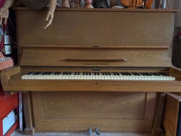 Lochow & Zimmermann Piano - Moet gestemd worden