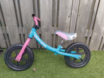 loopfiets roze/blauw - ideaal voor jonge kinderen