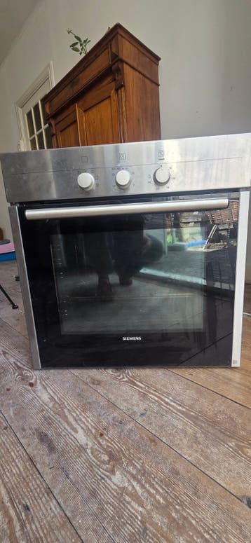 Siemens Inbouw Heteluchtoven - Gebruikt