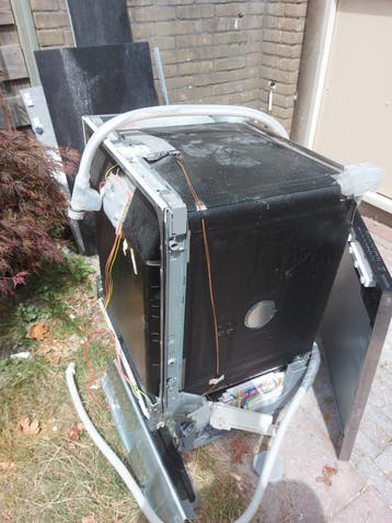 Gratis Siemens vaatwasser  voor onderdelen