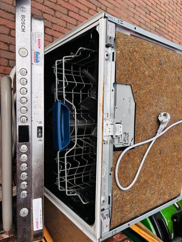 Bosch vaatwasser - pompt slecht water weg