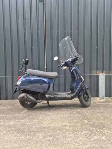 Scootermonteur. Hobbymatig op afspraak