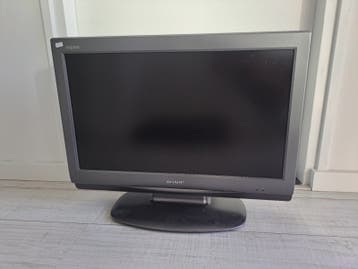 Sharp Aquos LCD TV LC-26D44E-GY - 26 inch