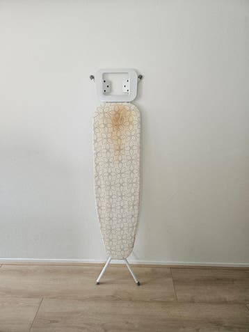 Strijkplank met vervangbaar bovendoek