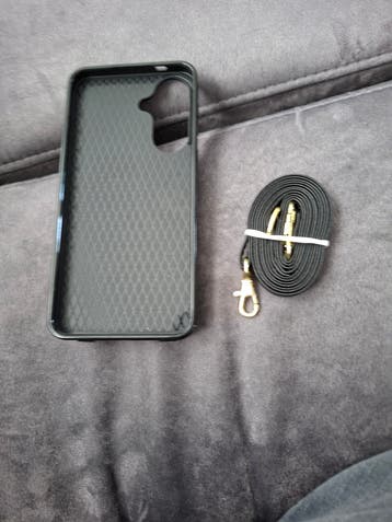 Telefoonhoesje met ritsvak en koord - Zwart