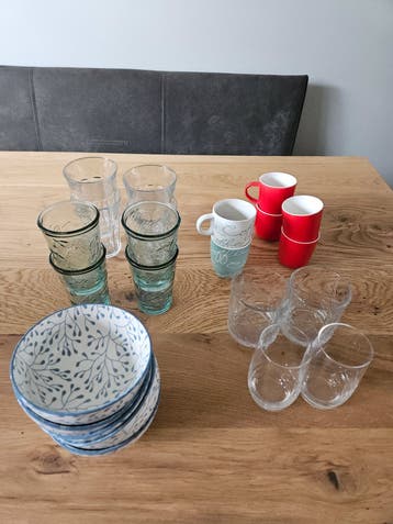 Gratis drinkglazen/schaaltjes/koffiemokjes