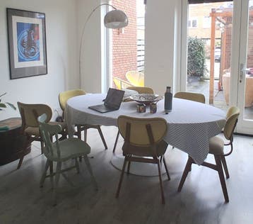 6 Stoelen gratis
