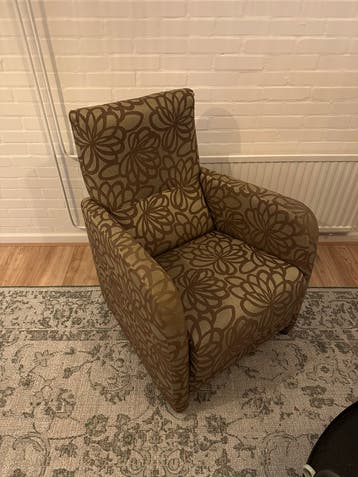 2 comfortabele fauteuils, gratis ophalen vanaf 30 juli